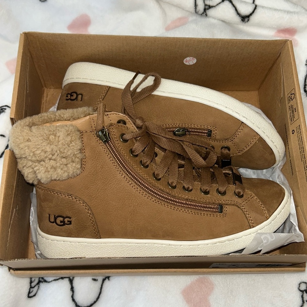 UGG Women’s Olive High Top